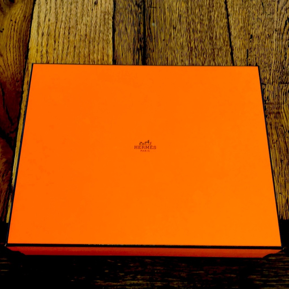 Empty Hermes Box